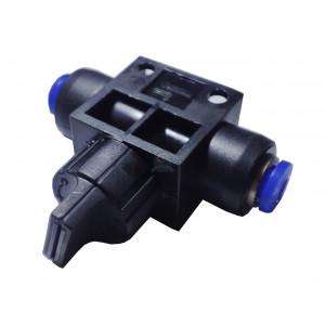 Zaworek kątowy do wężyka ciśnieniowego PU o śr. 2,5/4 mm